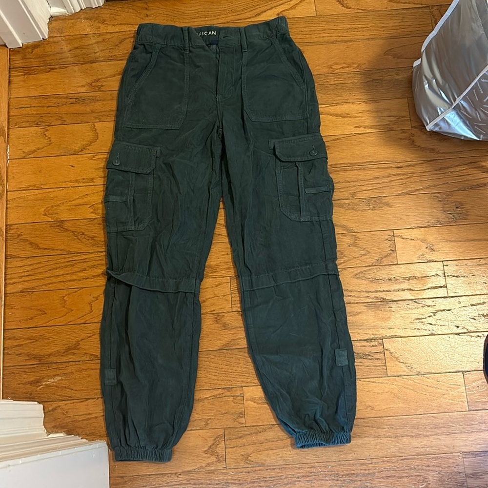 Green cargo pants breathable!